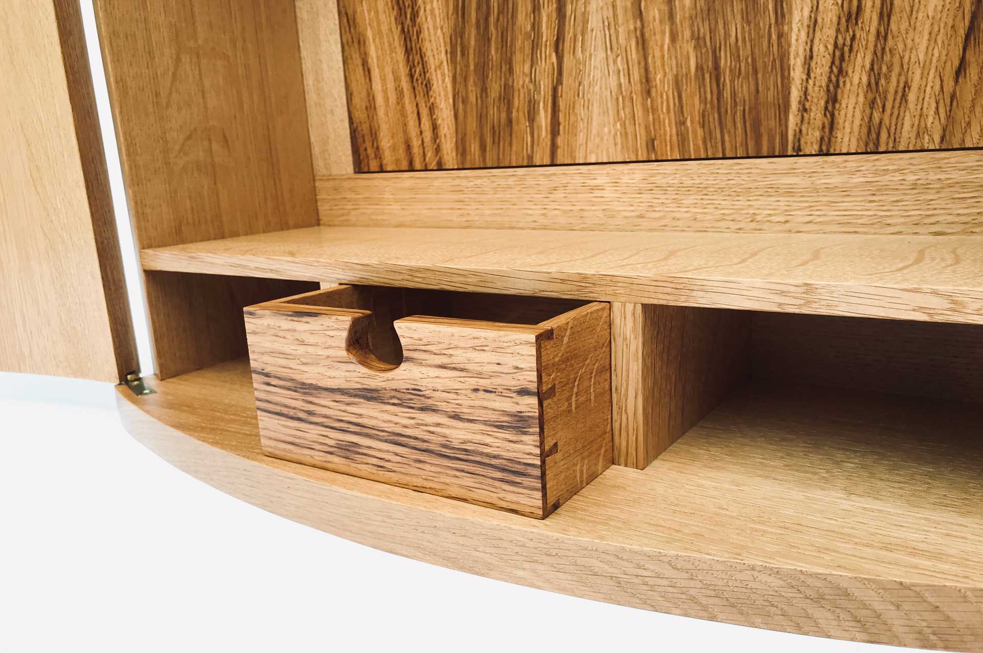 Bespoke Handmade Oak Furniture